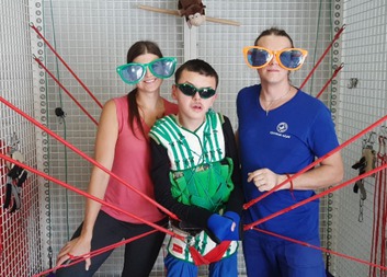 Tři králové pomáhají Jiříkovi s rehabilitací