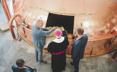 Slavnostní ceremoniál žehnání pivu