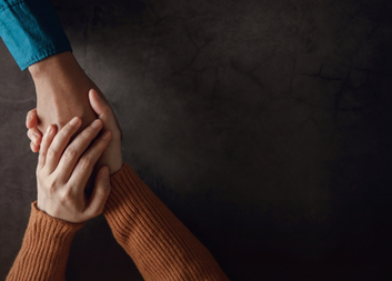 DekaCert aneb Desatero v charitní praxi