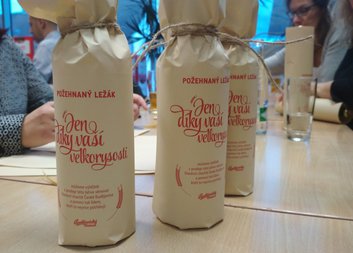 Požehnaný ležák i letos pomůže potřebným