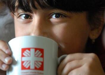 Program Adopce na dálku se mění na Darovanou budoucnost