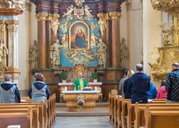 mše svatá za Charity