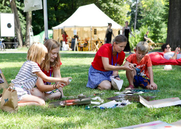 První a divoký rok Young Caritas v České republice. Vzdělávali, motivovali i bavili!