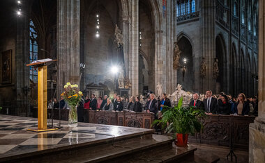 Ceremoniál hostila svatovítská katedrála (foto: Anička Guthrie, Člověk a víra)
