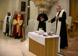 biskup požehnal koledníkům a také jejich křídy