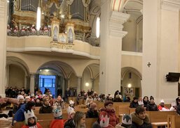 Katedrála s koledníky