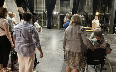 jeviště a jeho zázemí