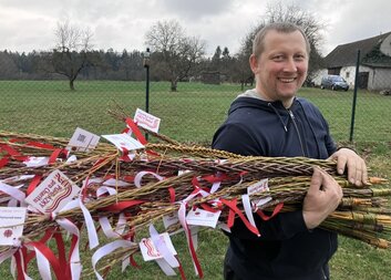 Pomlázky pro Charitu vynesly téměř čtvrt milionu korun