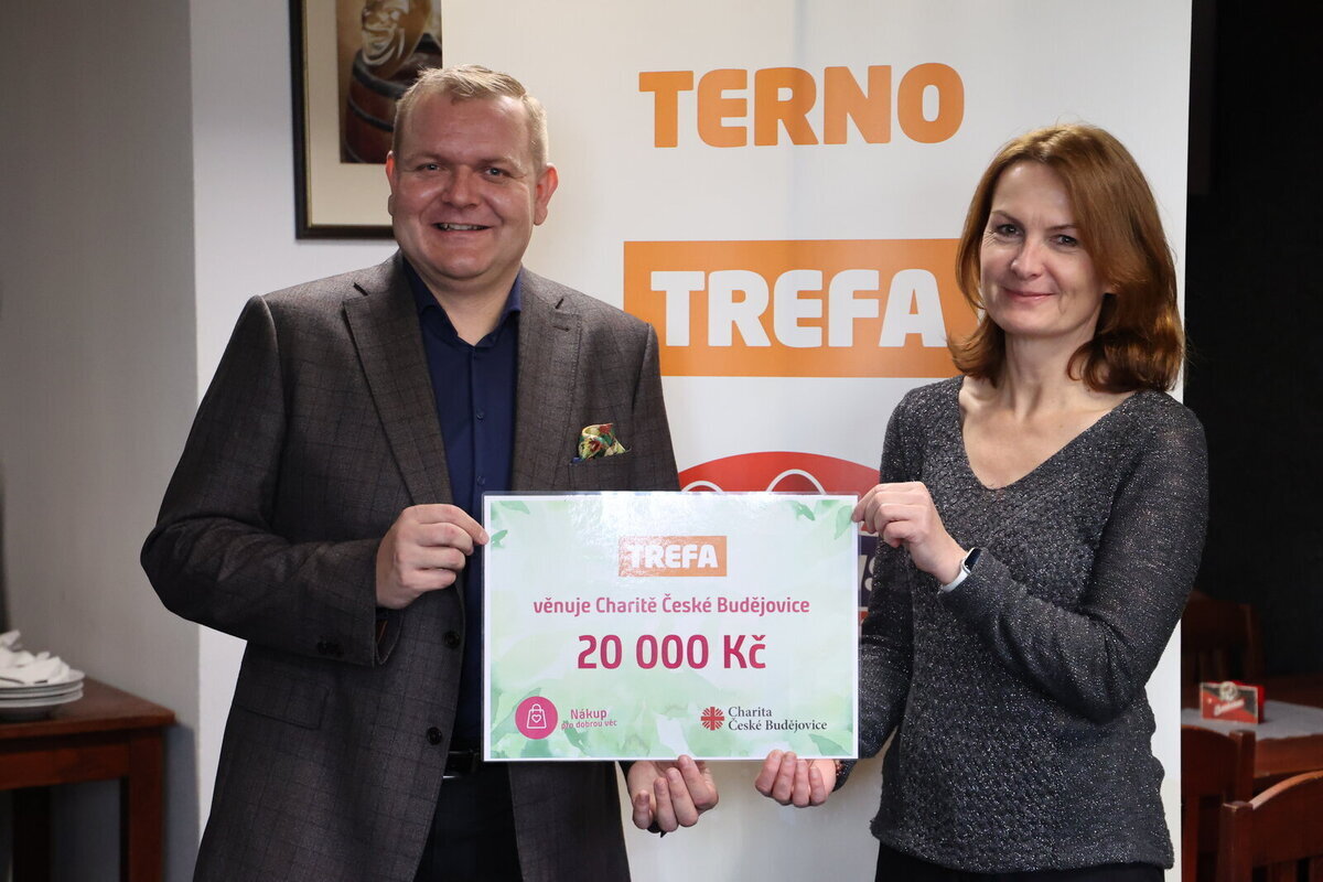 Tomáš Rada a ředitelka Charity ČB Ivana Fenclová Tomáš Rada a ředitelka Charity ČB Ivana Fenclová